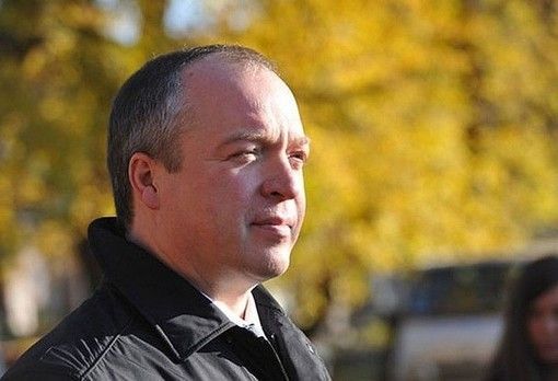 32dfe28c 47e2 43d3 b76d c96c576e810a